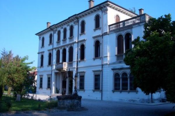 Villa Aganoor Arrigoni